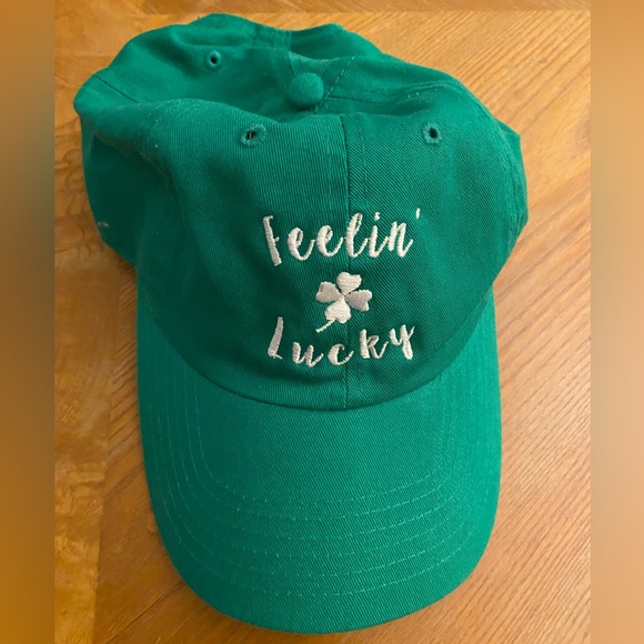 Feeling Lucky baseball cap - Picture 1 of 1